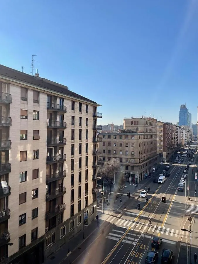 Porta Venezia-Cozy Apartment Милан 0*,  Италия