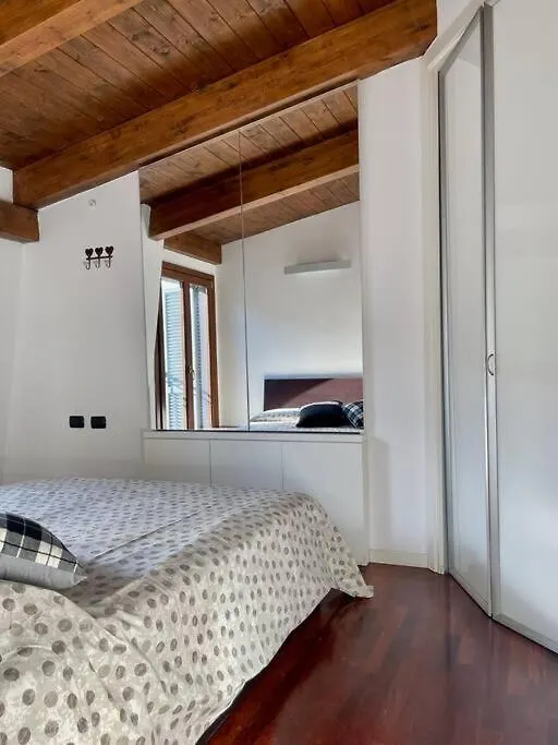 Porta Venezia-Cozy Apartment Милан Италия